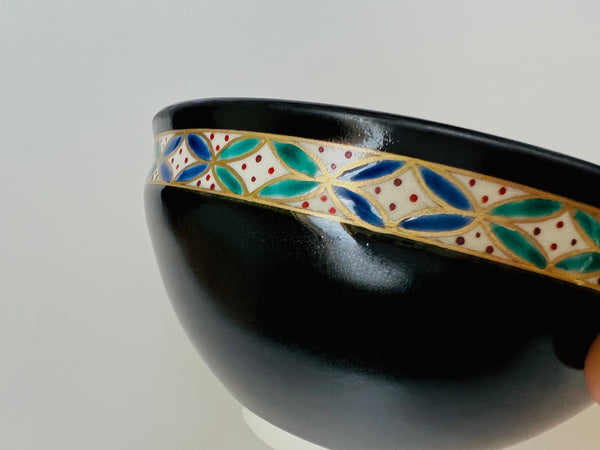 Tenmoku Chawan (Matcha Bowl) – Shippo Tsunagi – Ivory / Black