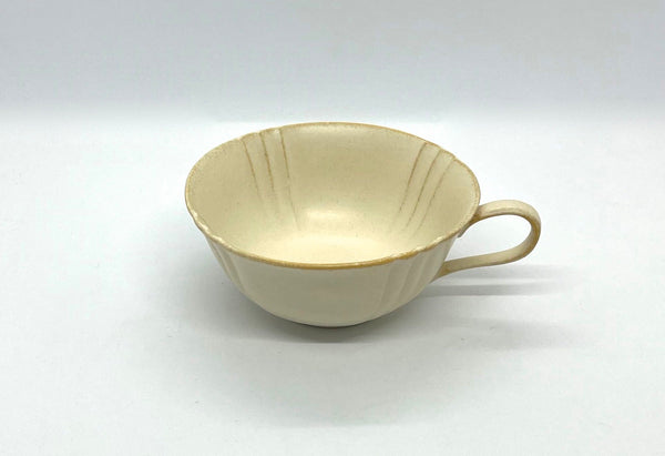 Teacup with saucer Mino – Classic Café (200 ml)